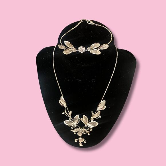 Vintage Christina Collection Necklace and Bracelet Set Silver Tone-Fairycore - Picture 5 of 6